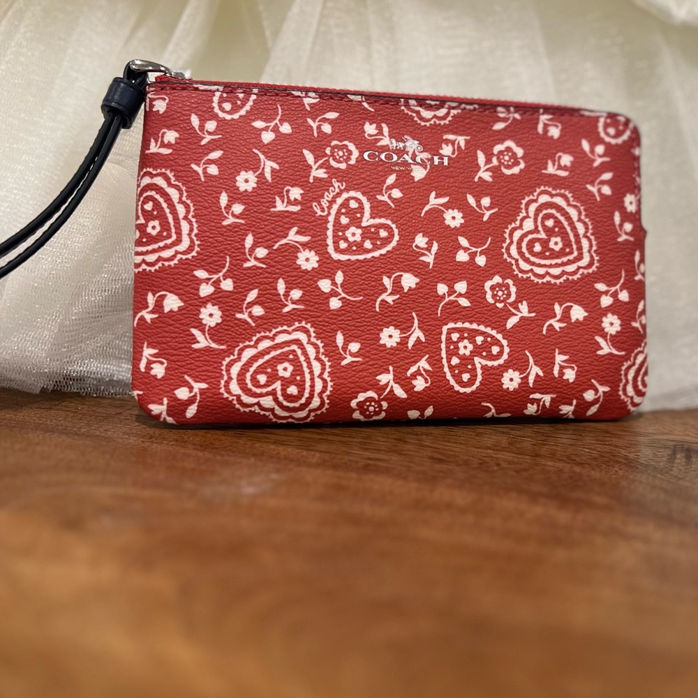 Coach Corner Zip Wristlet
